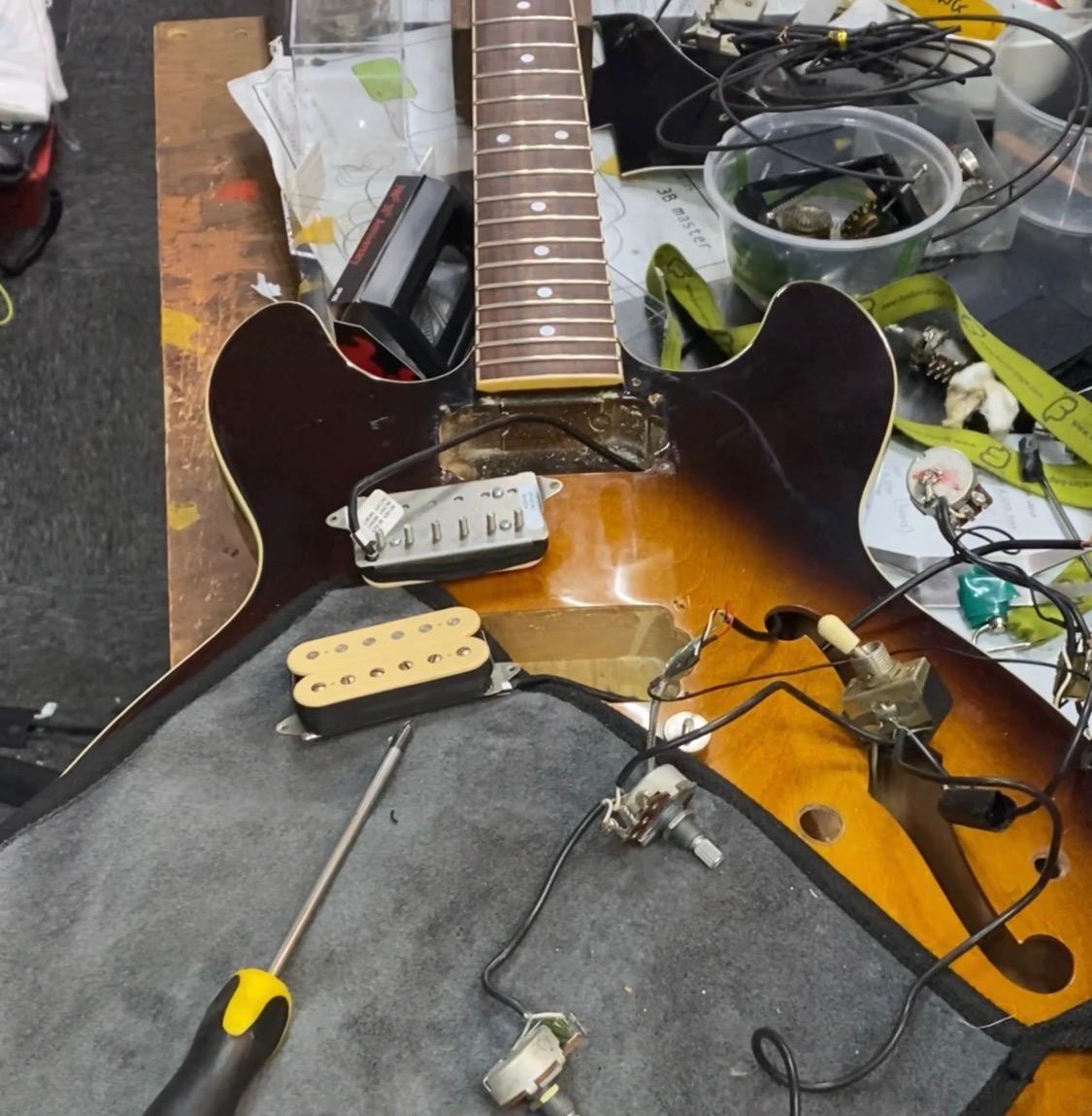 Wiring for an 80s Ibanez semi-hollow