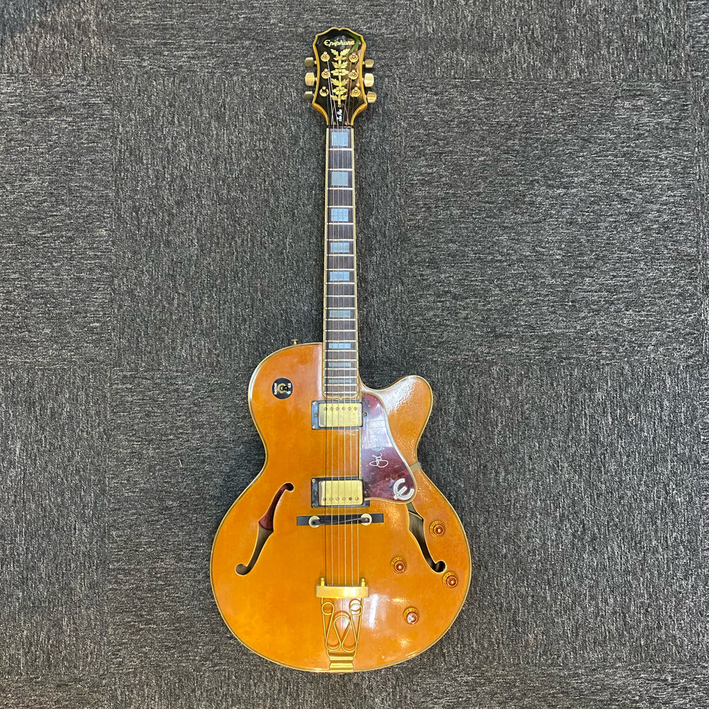 Pre-owned Epiphone Joe Pass Emperor II