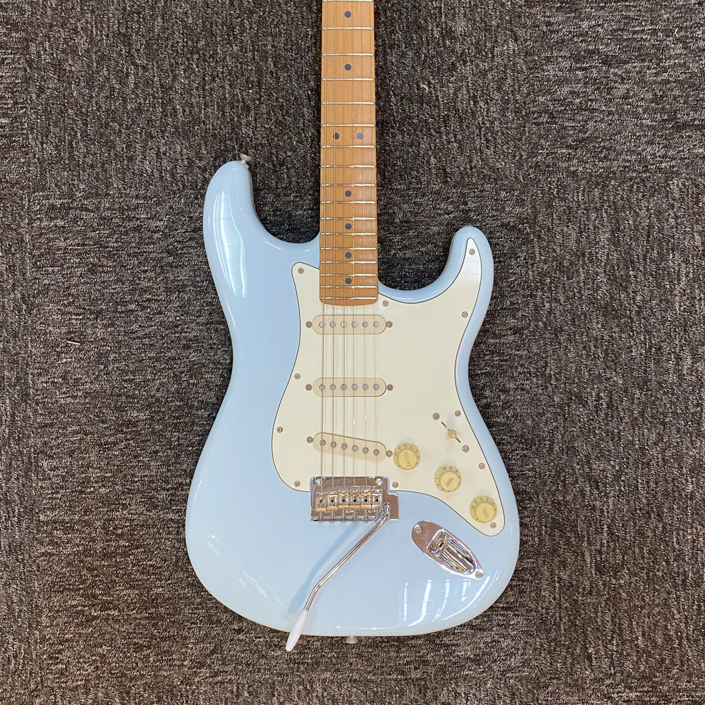 Pre-owned Fender Limited Edition Player Stratocaster