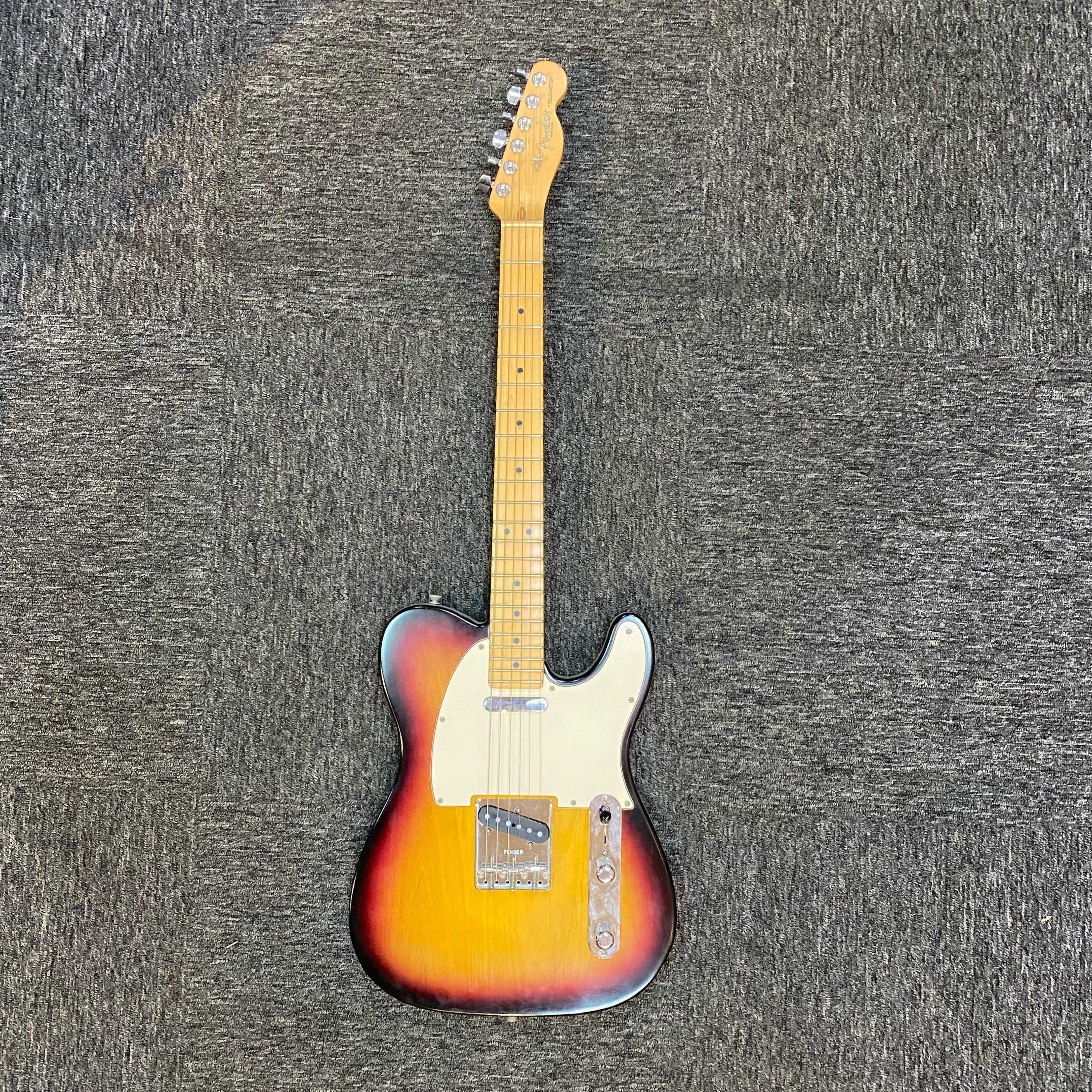 Pre-owned Fender Highway Tele