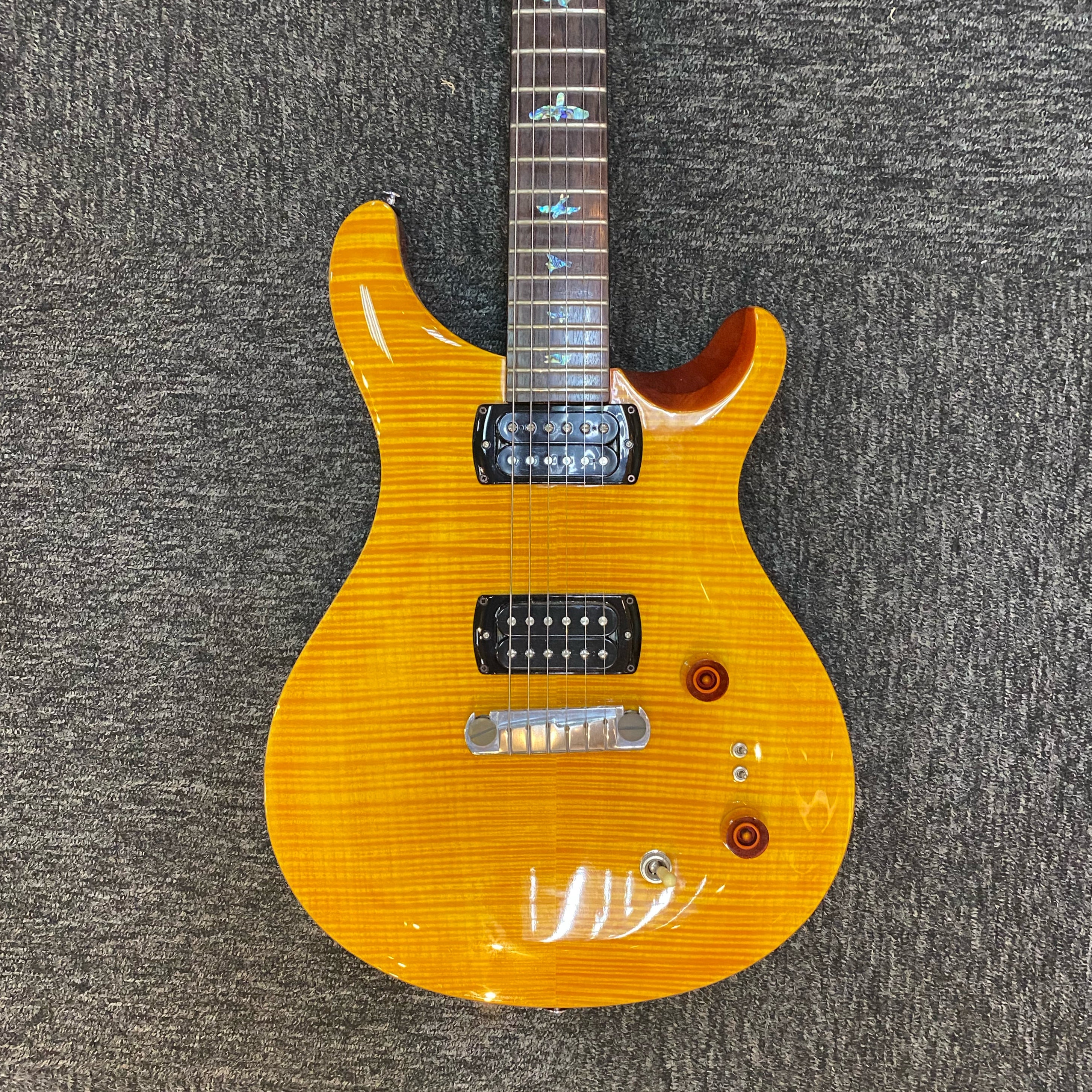 Pre-owned PRS SE Paul’s guitar