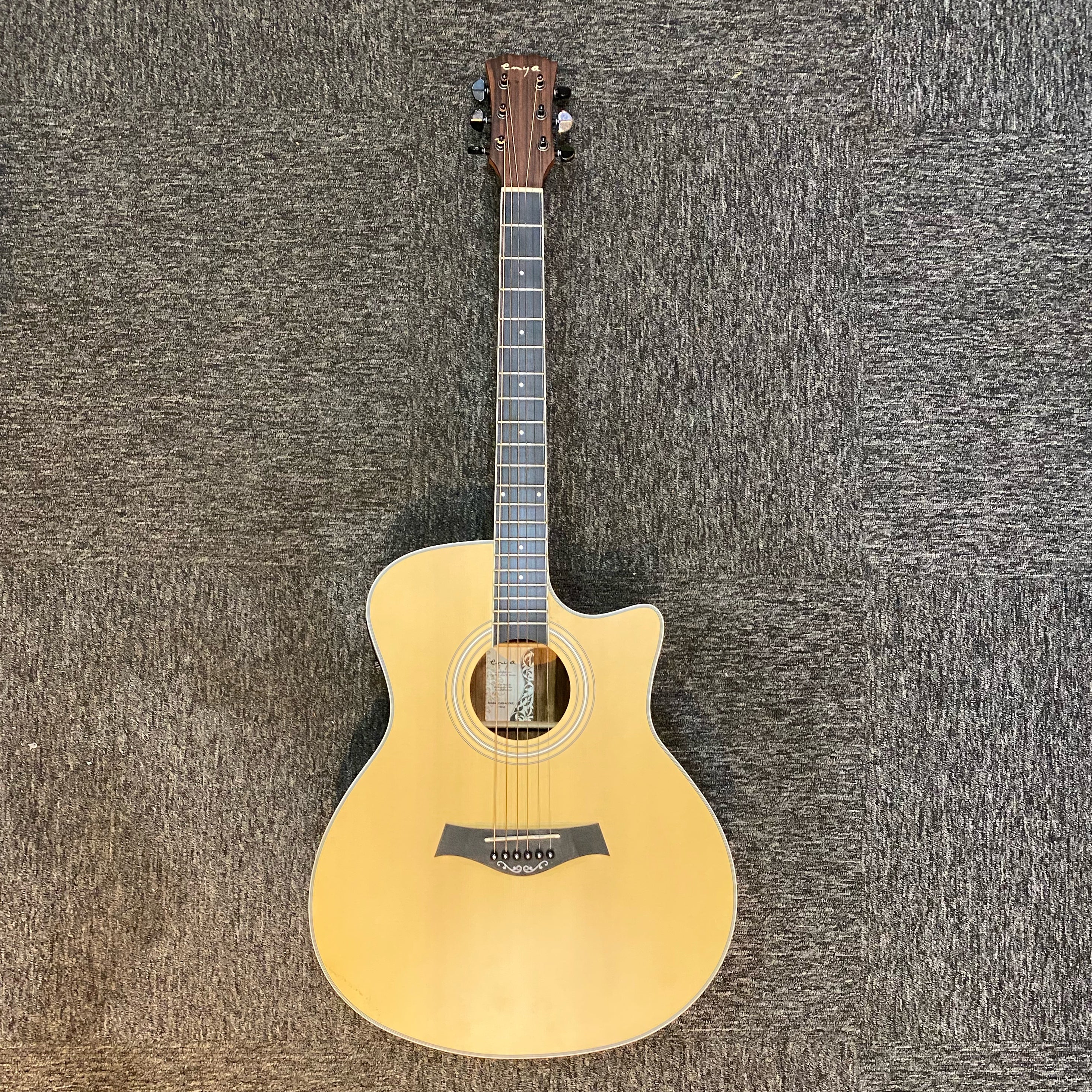 Pre-owned Enya EAG-40(NA)