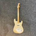 Pre-owned Fender American Standard 1997 strat