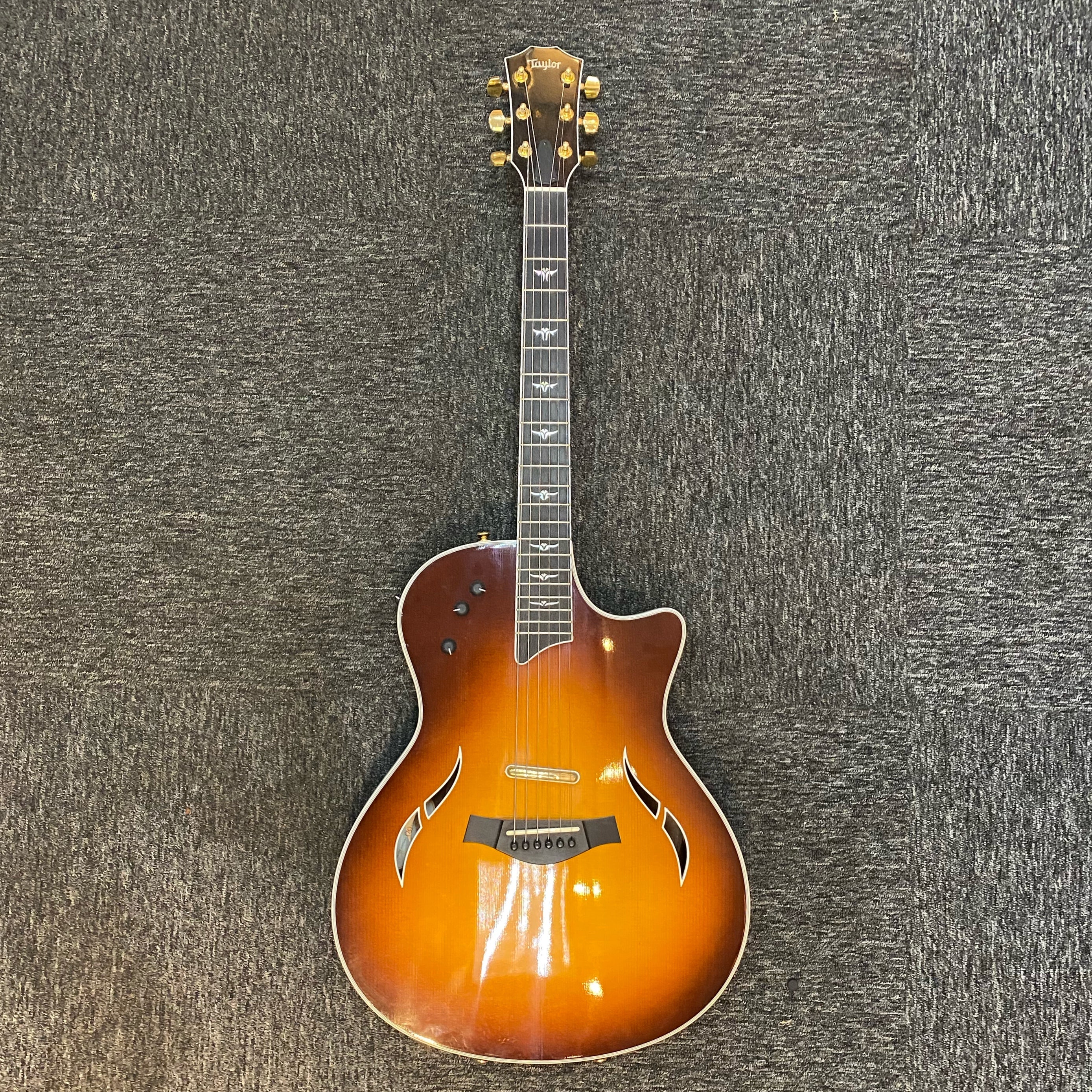 Pre-owned Taylor T5-C