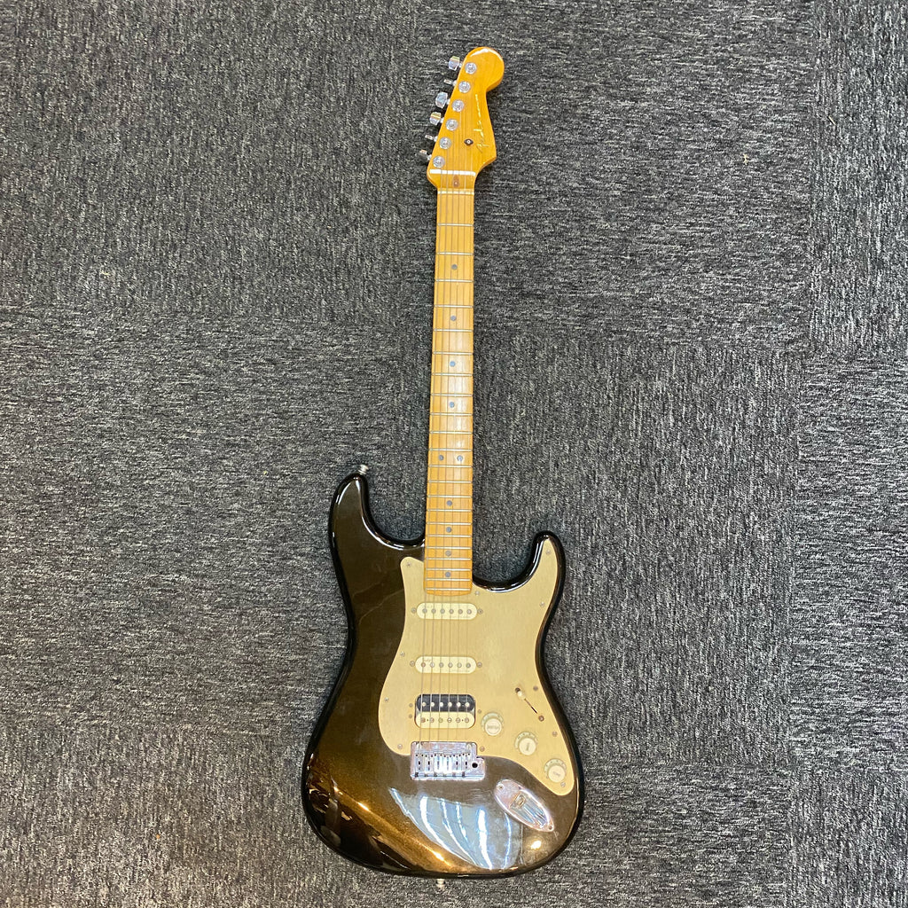 Pre-owned Fender Ultra Stratocaster