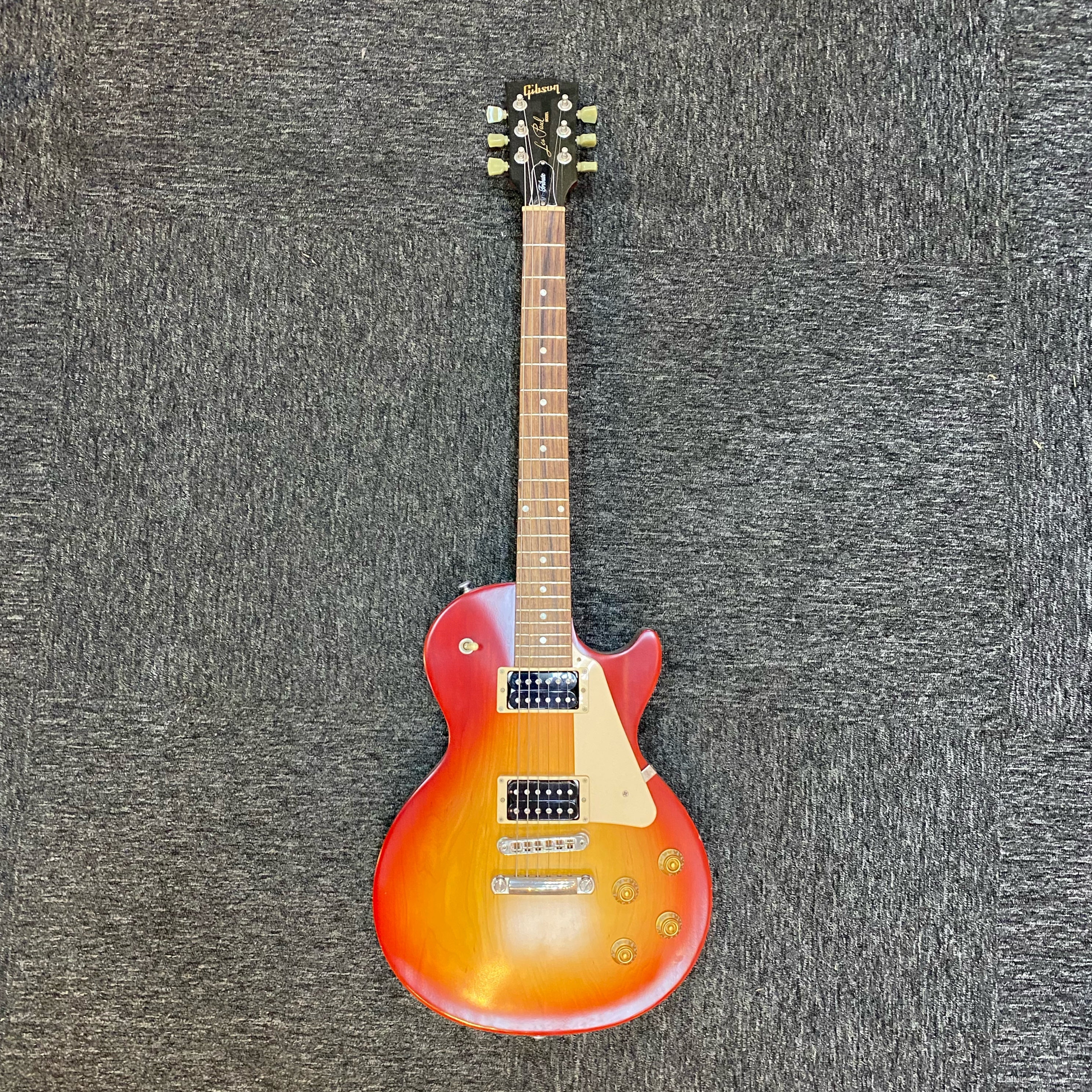 Pre-owned Gibson Tribute Les Paul