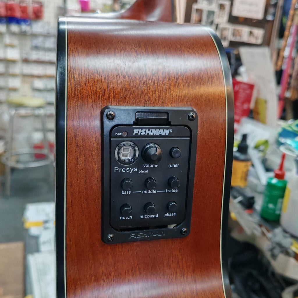 Pre-owned Yamaha FG5