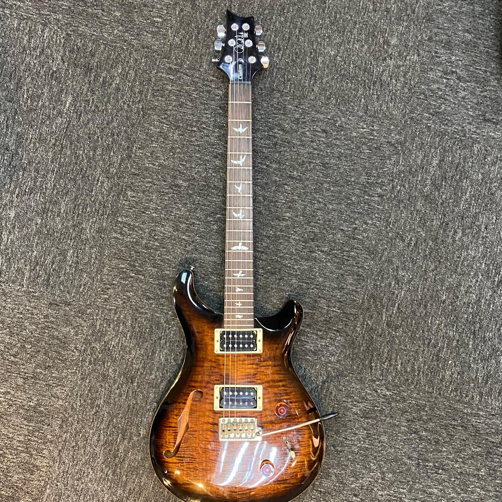 Pre-owned PRS SE Custom 22 Semi Hollow