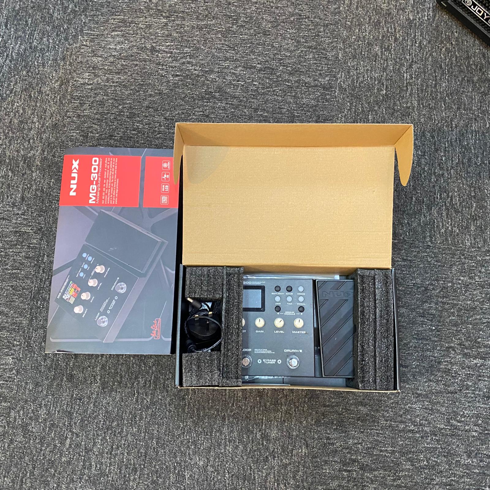 Used NUX MG-300 Multi-effects
