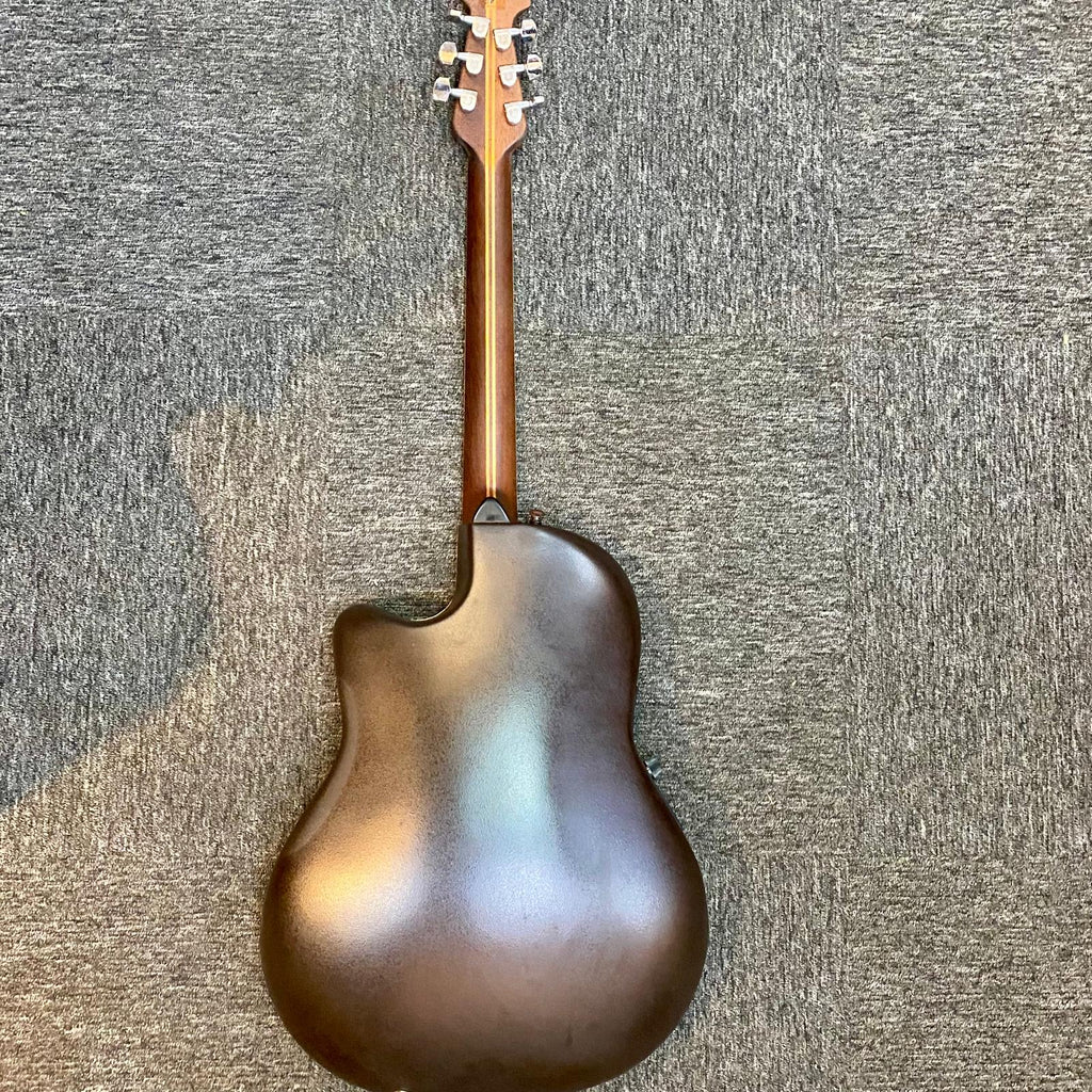 Pre-owned Ovation 1867 Legend