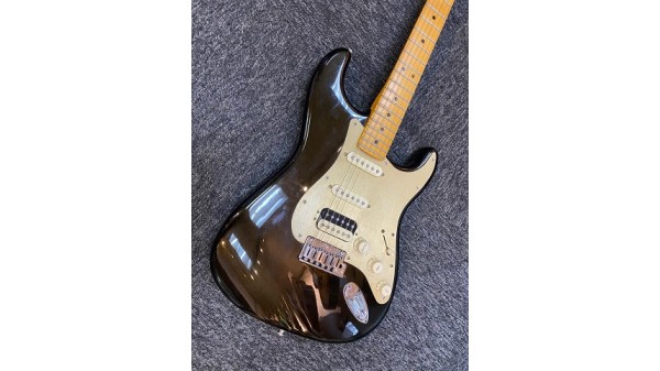 Fender Ultra Stratocaster