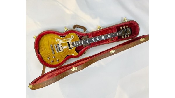 https://tymusiccenter.com/image/cache/catalog/pre-owned/gibson%20les%20paul%20standard%20slash%20apetite%20burst-600x337.jpg