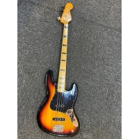 Squier Classic Vibe 70s jazz bass