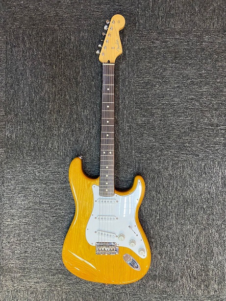 Guitare électrique Fender Stratocaster MIJ 75th n°JD21009310 (2021, Japan),  étui Fender, vibrato, réglée luthier Amal (octobre 2023) – Au Son Vert
